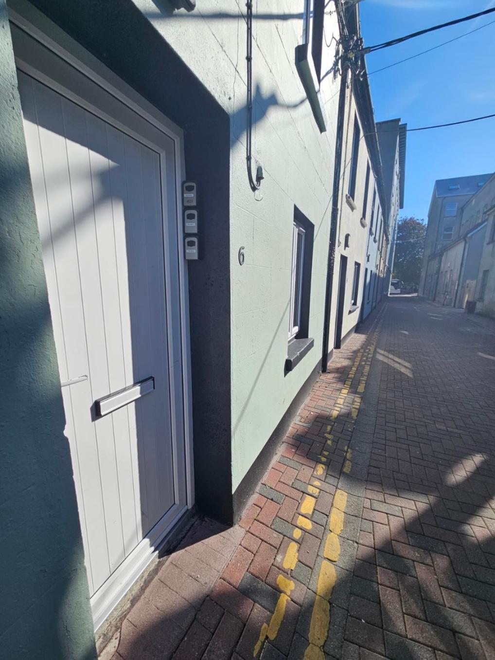 6 Eyre Square Lane Apartamento Galway Exterior foto