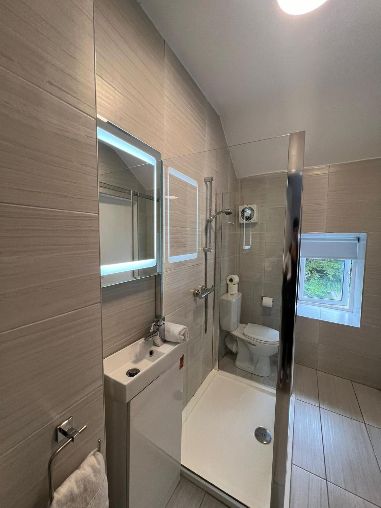 6 Eyre Square Lane Apartamento Galway Exterior foto